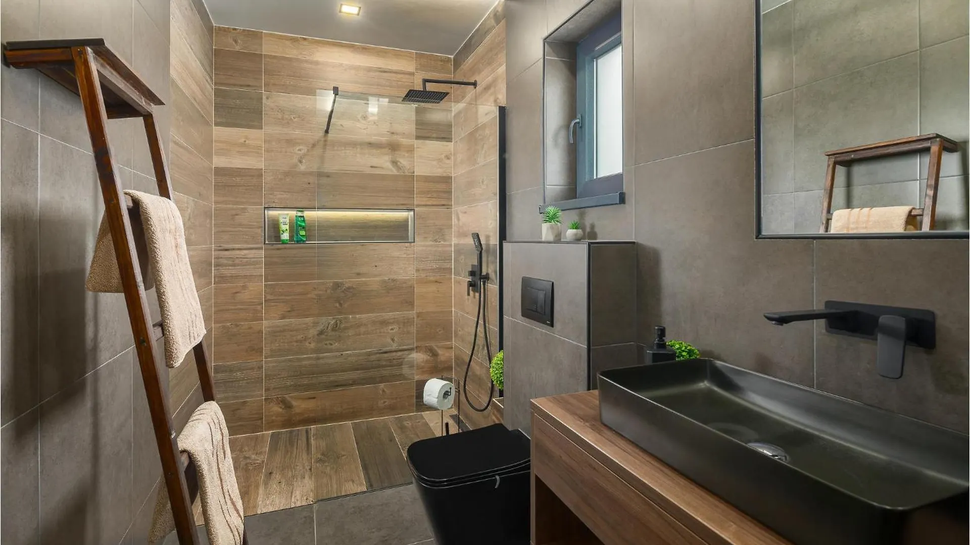 Awesome Home In Zminj With Wifi 0*,